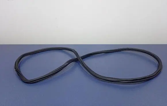 Volkswagen PASSAT B7 USA Front door rubber seal 3G9867913K