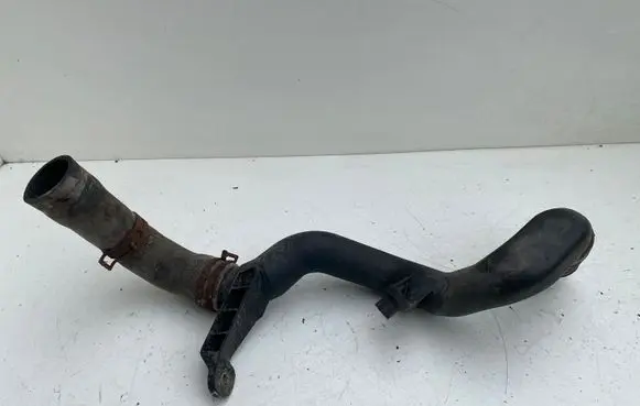Toyota Avensis T220 Intercooler hose/pipe