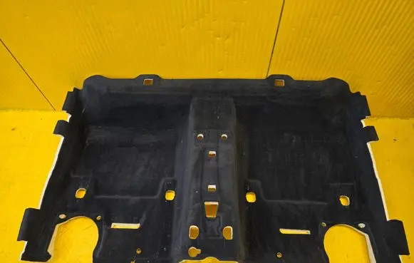 BMW 3 G20 G21 Rear floor carpet liner 7483082