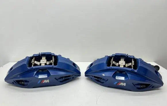BMW 5 G30 G31 G38 Front brake caliper 6875295 6875296