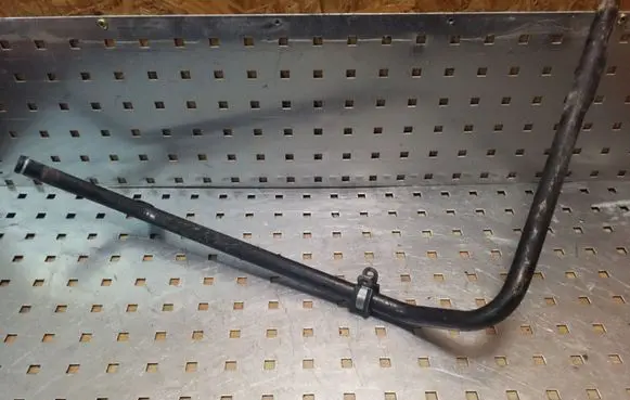 Mercedes-Benz Vito Viano W639 Engine coolant pipe/hose