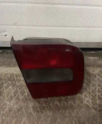 Volvo S70 V70 V70 XC Tailgate rear/tail lights 9151633 9151635 7683