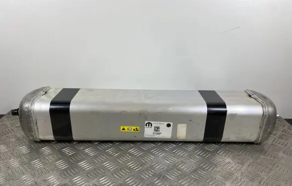 Jeep Grand Cherokee WL Air suspension tank/reservoir 68458344AC