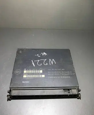Mercedes-Benz S W221 Seat control module A2218706187 40089493 00002554D5