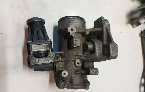 Volvo V60 EGR valve 50276422