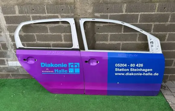 Volkswagen Up Rear door