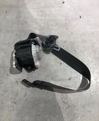 Seat Leon (5F) Front seatbelt 5F4857706A