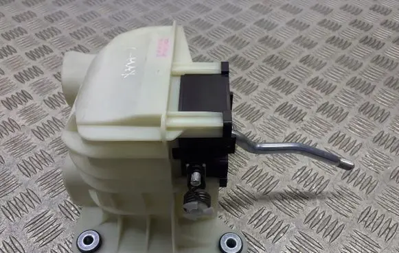 Ford C-MAX I Gear selector/shifter in gearbox 7M5R-7C453