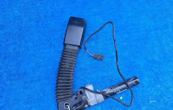 BMW 3 E46 Seat adjustment assembly 8253733