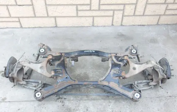 Subaru Legacy Rear axle beam 