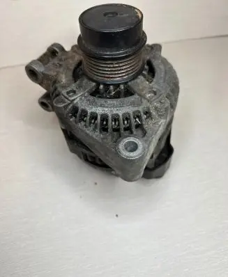 Jaguar XJ X350 Generator/alternator 1042103720 4R8310300AD