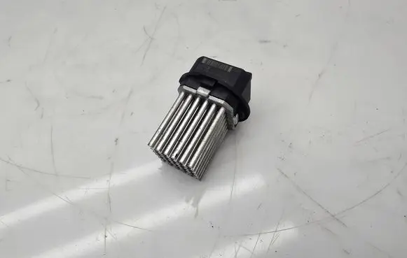 Mercedes-Benz Sprinter W906 Heater blower motor/fan resistor G4532004 0848 5HL00894115