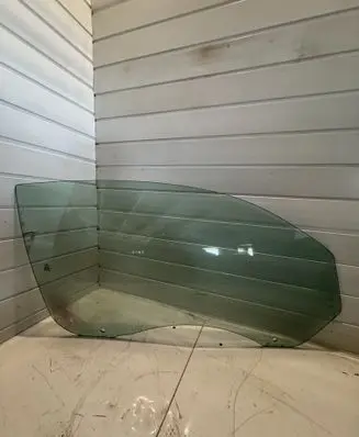 Ford Mustang V Front door window/glass (coupe) 