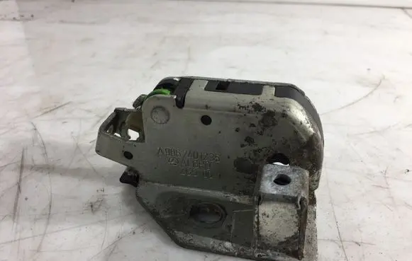 Mercedes-Benz Sprinter W906 Loading door lock A9067401235