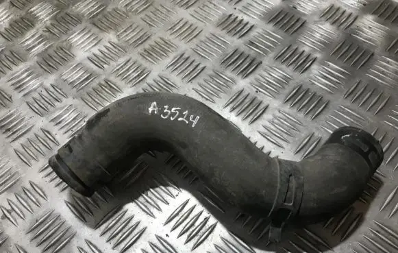 Toyota Avensis T250 Engine coolant pipe/hose