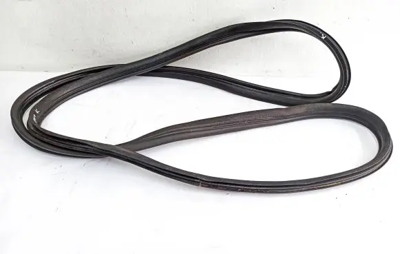 Peugeot 1007 Sliding door rubber seal 