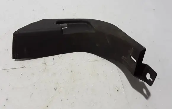 Front sill trim cover