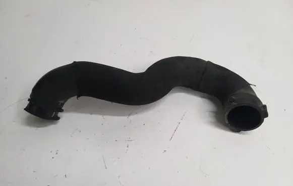 Intercooler hose/pipe