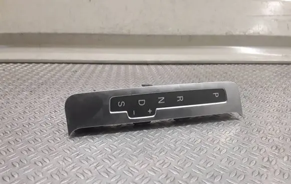 Audi Q7 4L Gear shift selector indicator 4L1713463A
