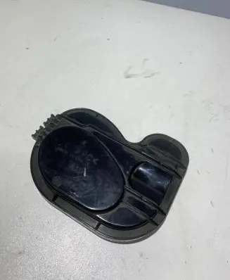 Volkswagen Golf IV Headlight/headlamp dust cover