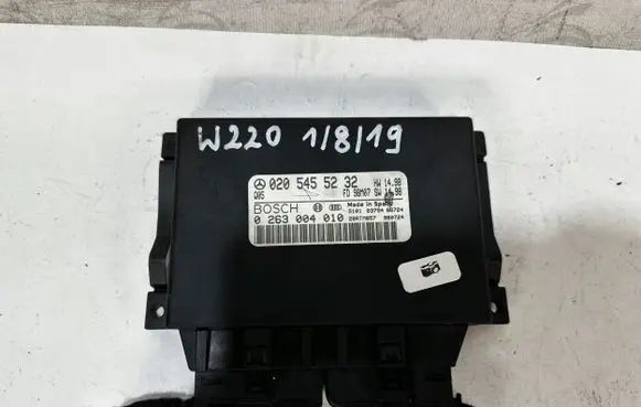 Mercedes-Benz S W220 Parking PDC control unit/module 0205455232