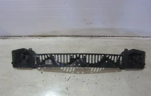 BMW 6 F06 Gran coupe Rear bumper mounting bracket 7223161