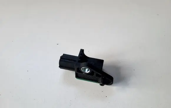 Volkswagen PASSAT B7 Airbag deployment crash/impact sensor