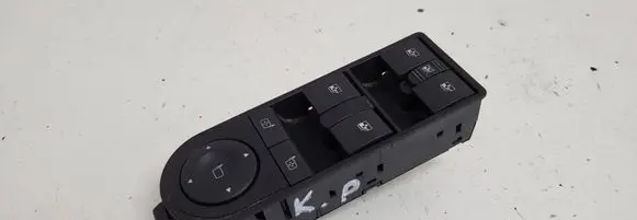 Opel Zafira B Electric window control switch 13209204 0320 03459416