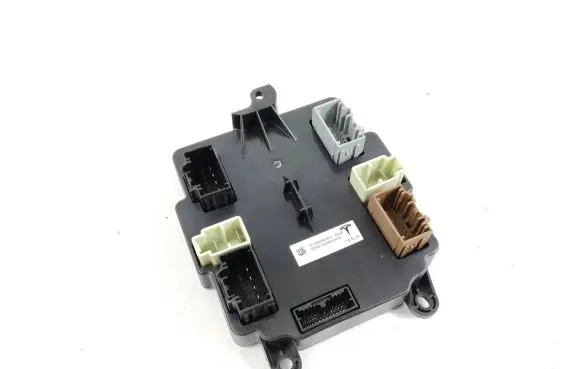 Tesla Model X Door control unit/module 106205600C