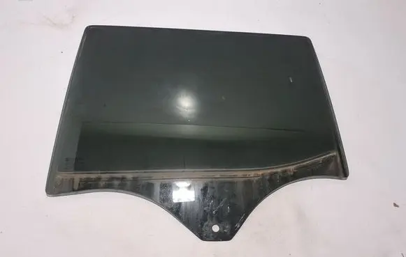 Chevrolet Silverado Rear door window glass 85013703