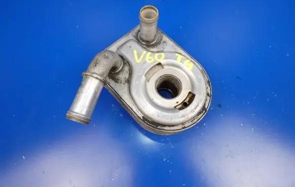 Volvo V60 Engine oil radiator 7S7G6B856A4A 13102010