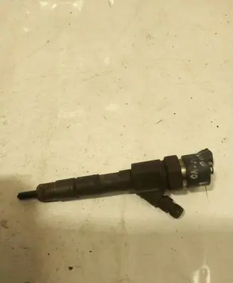 Volvo S40, V40 Fuel injector 7700111014