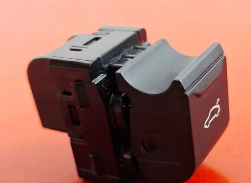 Audi Q4 Sportback e-tron Tailgate opening switch 85E959831A