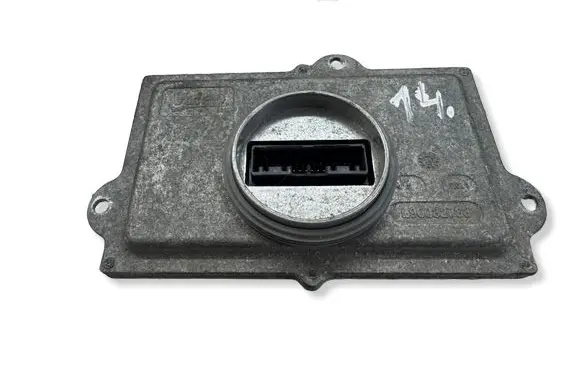 Peugeot 508 Headlight ballast module Xenon 90062307