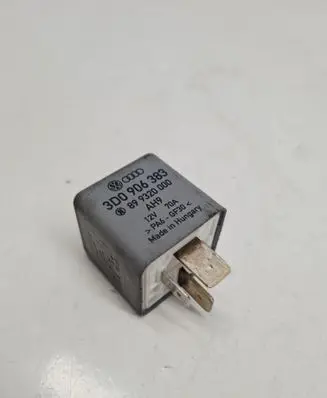Volkswagen Touareg I Other relay 3D0906383 899320000 432
