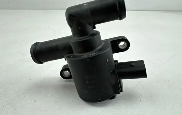Volkswagen Golf VIII Electric auxiliary coolant/water pump 5WA122096