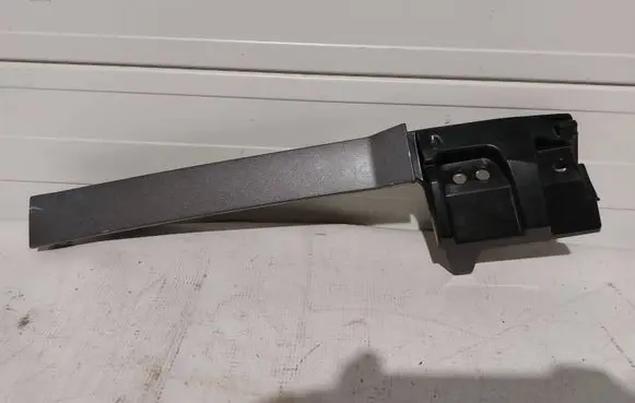 Rear bumper corner part panel trim