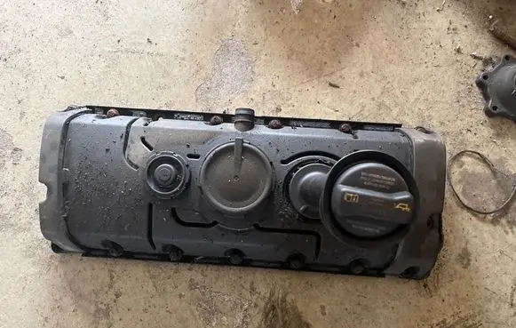 Volkswagen Multivan T5 Engine cover (trim)