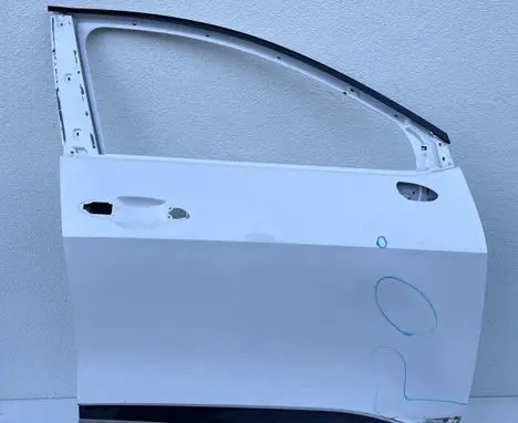 KIA Sportage Front door