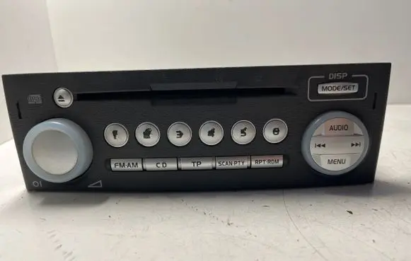 Mitsubishi Colt Radio/CD/DVD/GPS head unit N560J262