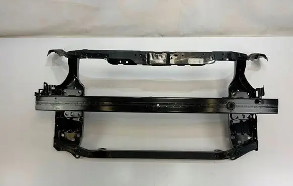 Nissan Qashqai Radiator support slam panel