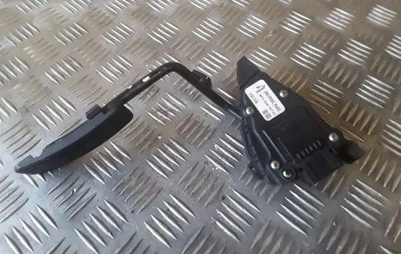Jaguar S-Type Accelerator throttle pedal 2R839F836C 6PV00873701