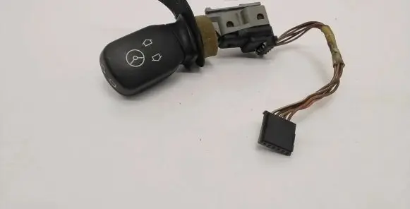 BMW 5 E39 Steering wheel adjustment handle/lever 
