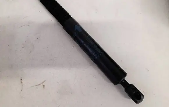 BMW 5 F10 F11 Tailgate/trunk strut/damper 7210557