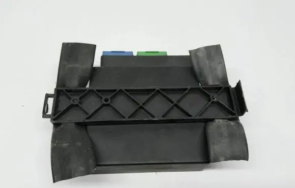 Ford Focus Comfort/convenience module 98SG15K600FC