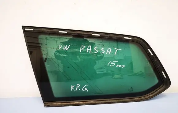 Volkswagen PASSAT B8 Rear side window 3G9845297BT