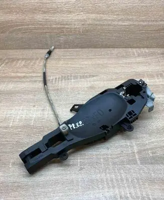 BMW X5 E70 Front door exterior handle/bracket E7XFDDOORHANDLE 7059971