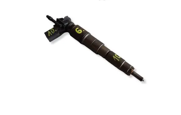 BMW 7 E65 E66 Fuel injector 7792721 779272104