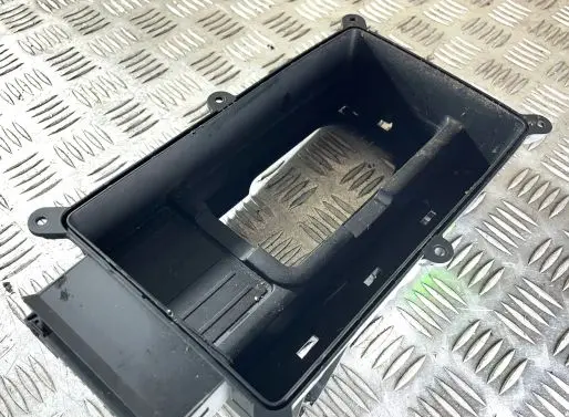 USB socket connector