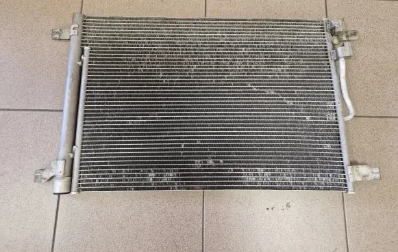 Volkswagen Tiguan A/C cooling radiator (condenser)
